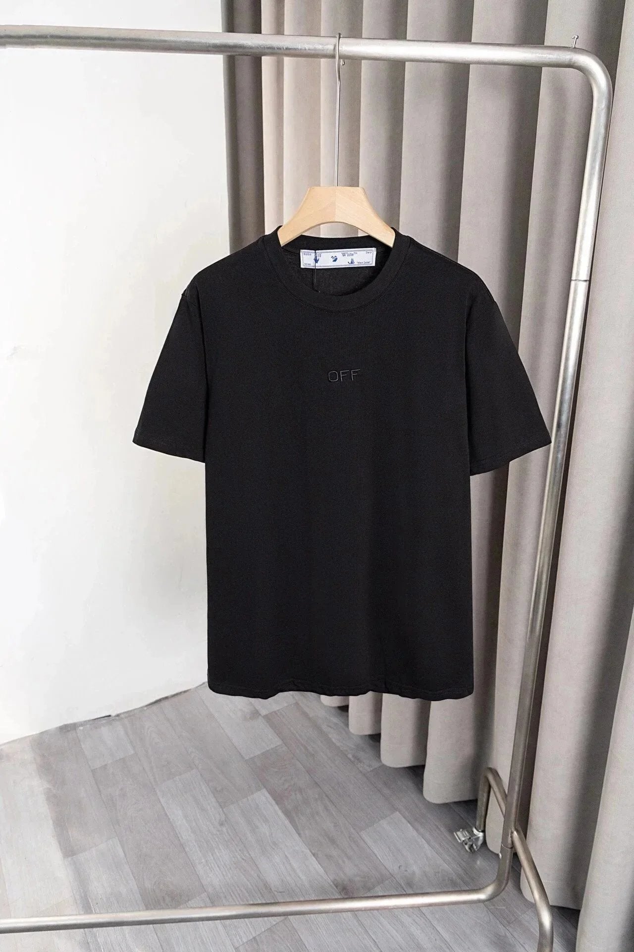 High Quality T-Shirt-1379