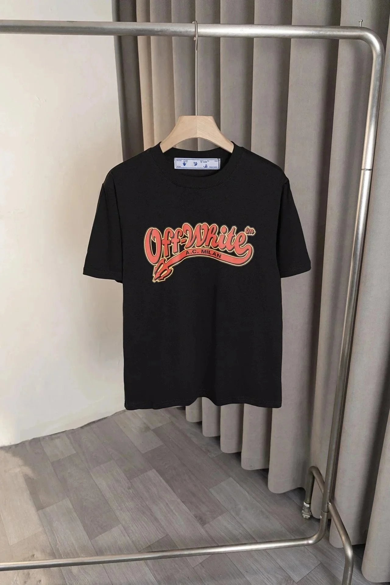 High Quality T-Shirt-1379