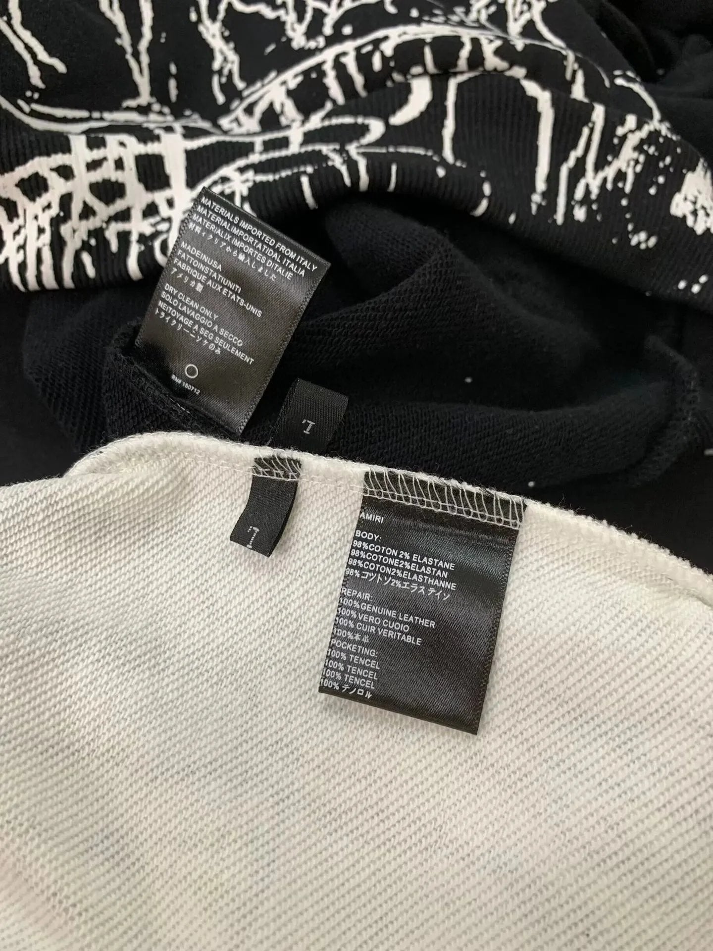 Autumn and Winter New360Gram AM1R1Cracked Classic Letters LOGO Printed cotton terry unisex hooded sweatshirt www.yupoo.site