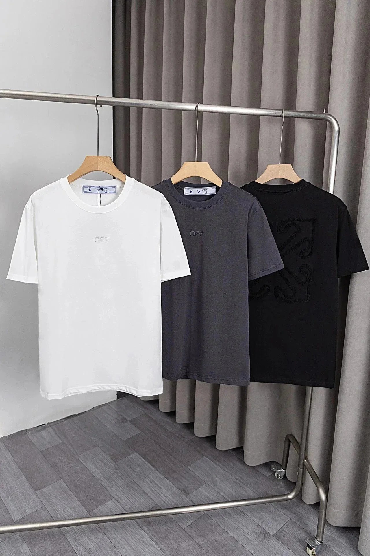 High Quality T-Shirt-1379